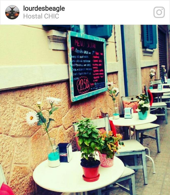Hotel Hostal Chic Сан Фелиу де Гиксолс Екстериор снимка